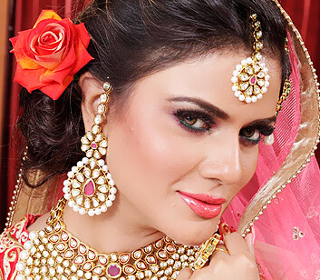 bridal makeup hairstyle - Looks Salon